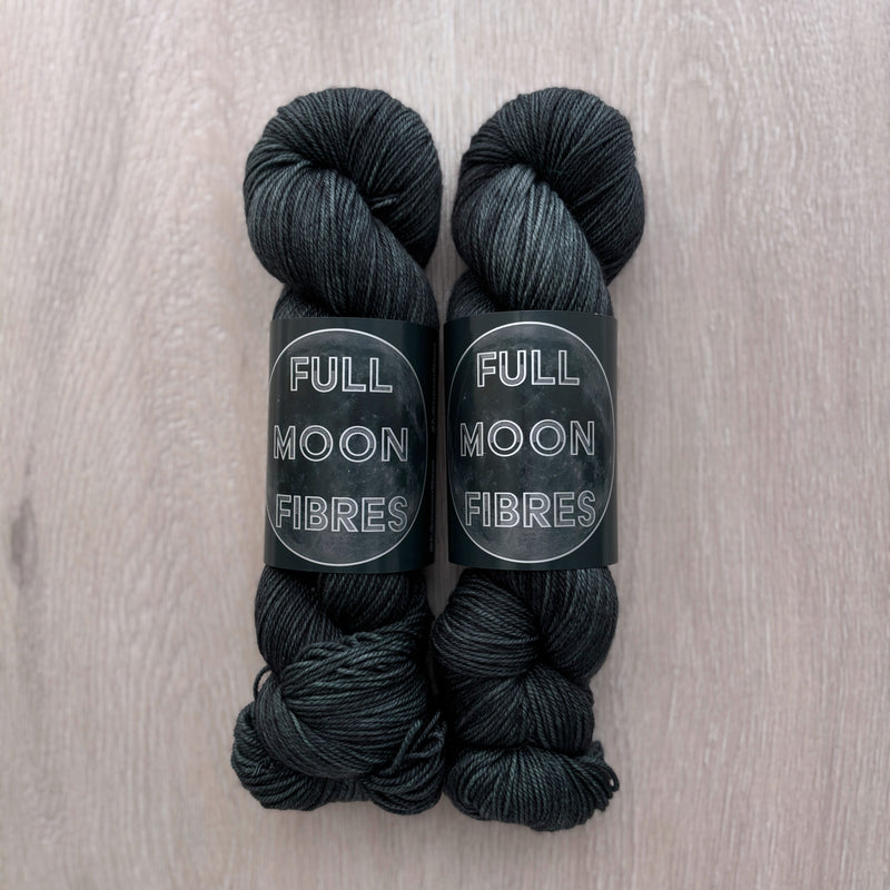 Full Moon Fibres Solar Sock