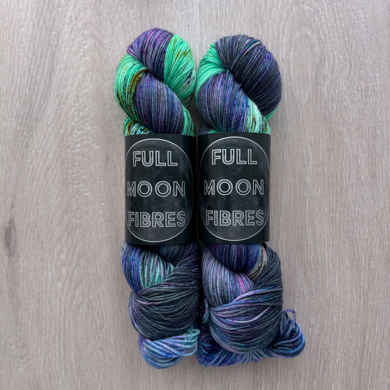 Full Moon Fibres Solar Sock