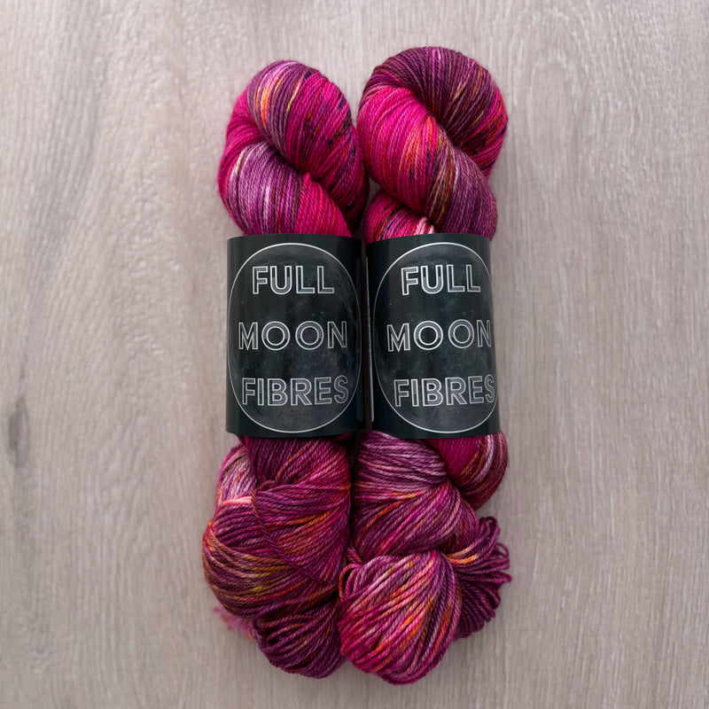 Full Moon Fibres Solar Sock