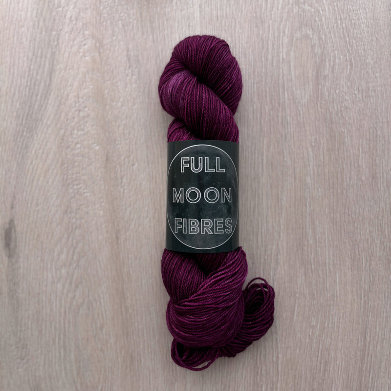 Full Moon Fibres Solar Sock