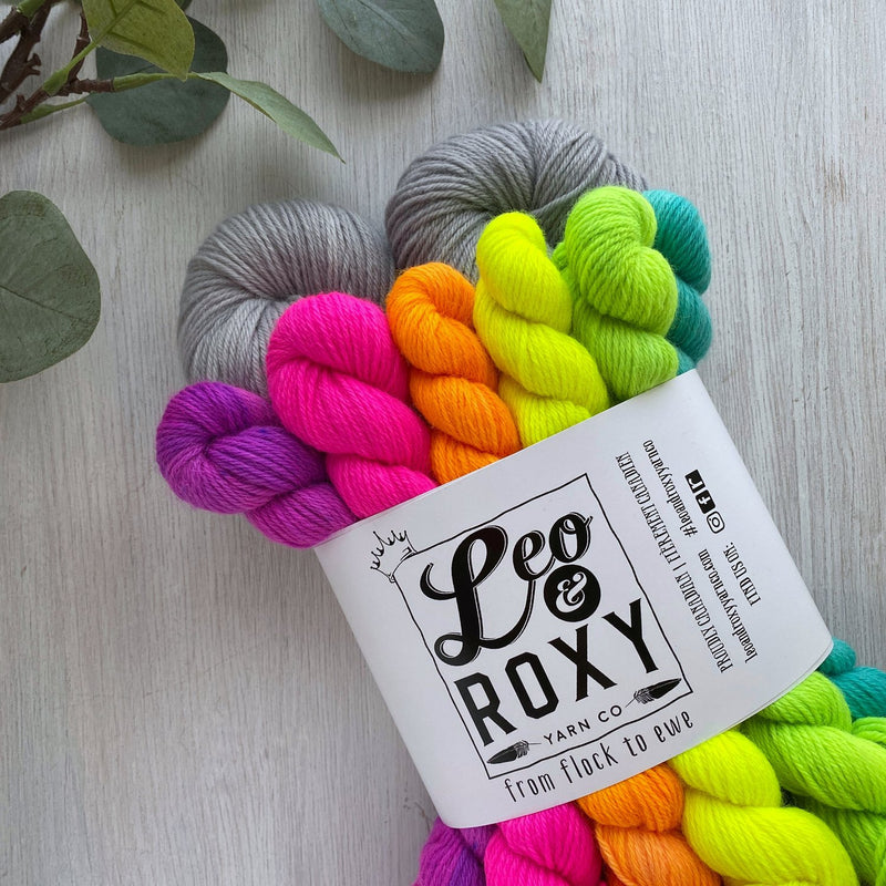 Miniskeins Go Big Shawl Kit