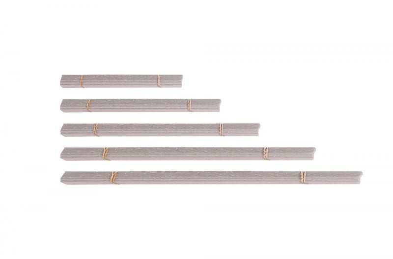 cardboard warping sticks in various sizes