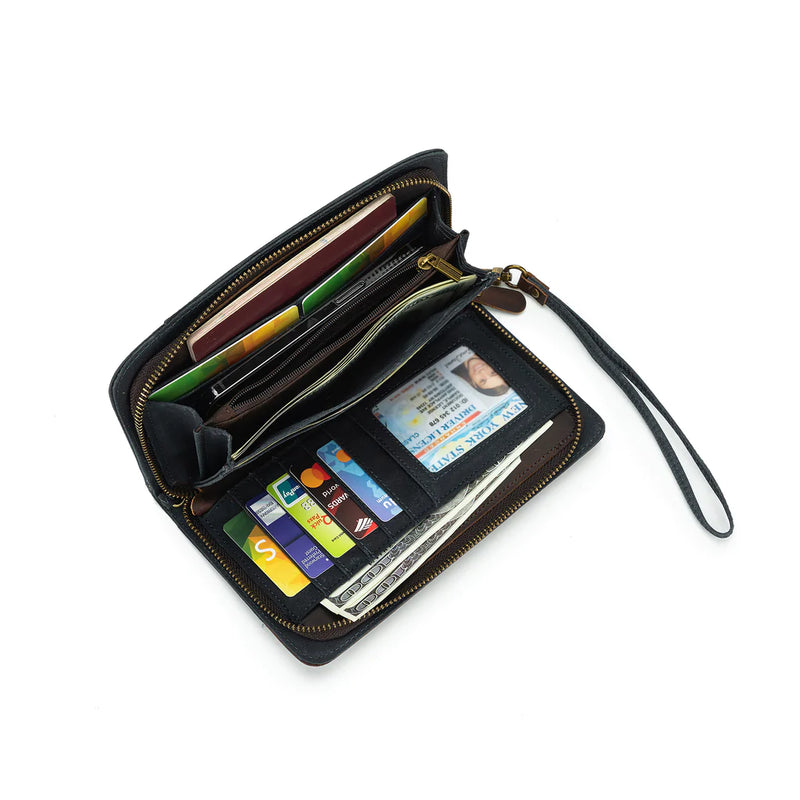 Della Q: Maker's Canvas Wallet