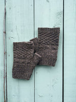 Simple Guernsey Mitts