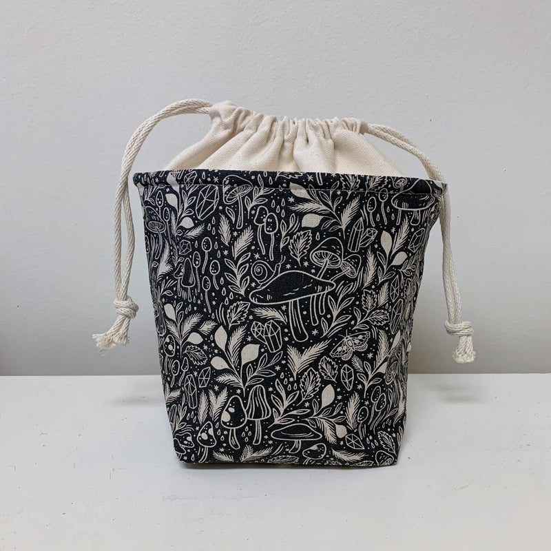 J Hendry Designs Drawstring Yarn Bowls